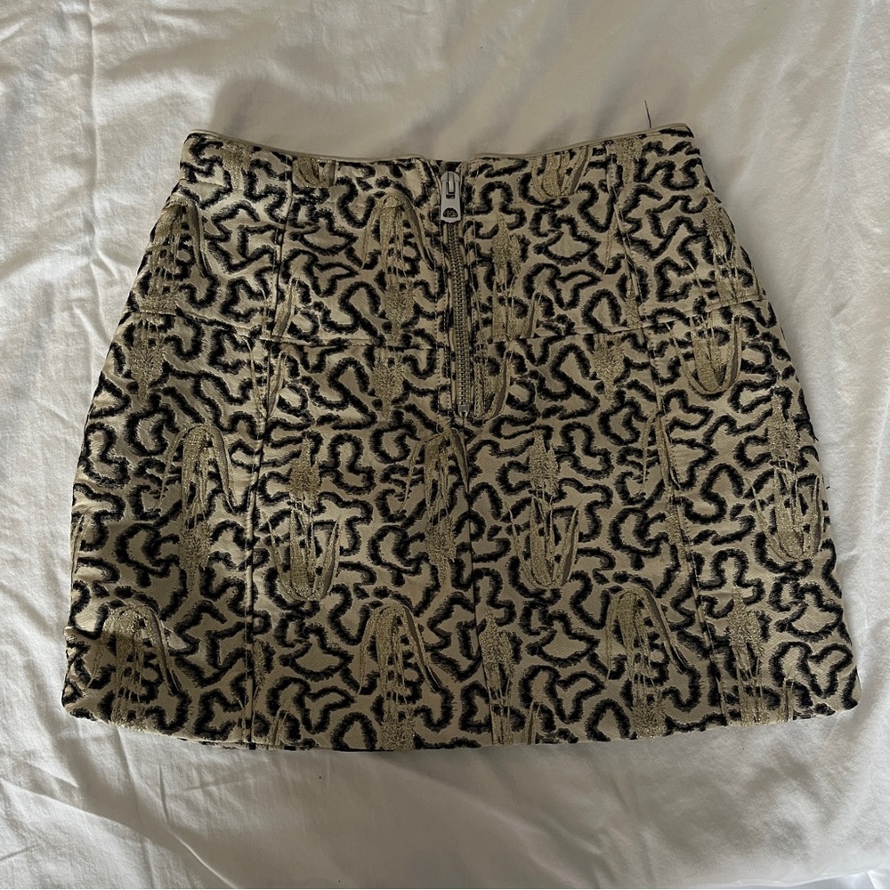 Stylish Black and Cream Mini Skirt
